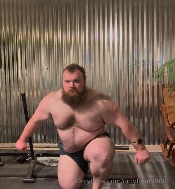 Hit a solid bench day (3x2 @513lbs) and the pump was feeling..