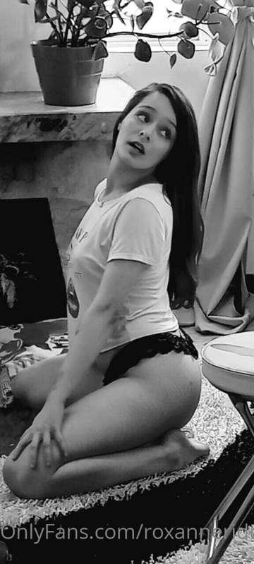 Old pics to me 😈