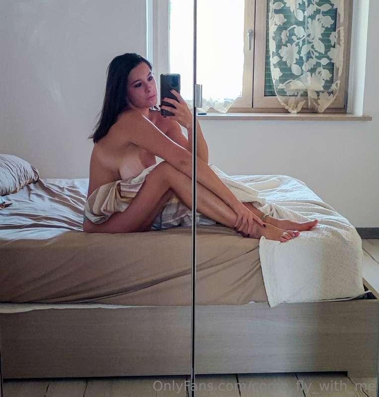 when sleeping beauty wakes up horny😏🤭