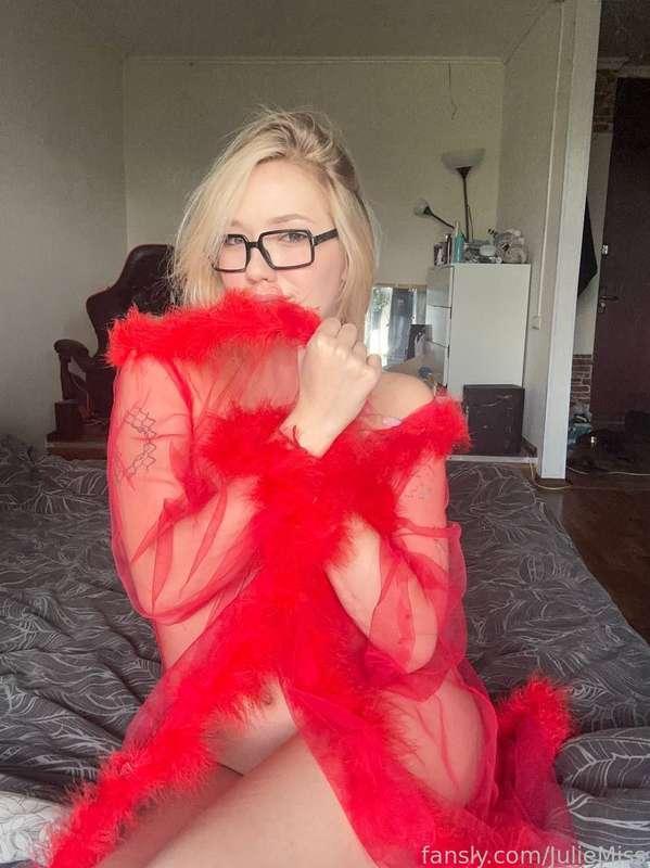 juliemiss image #1