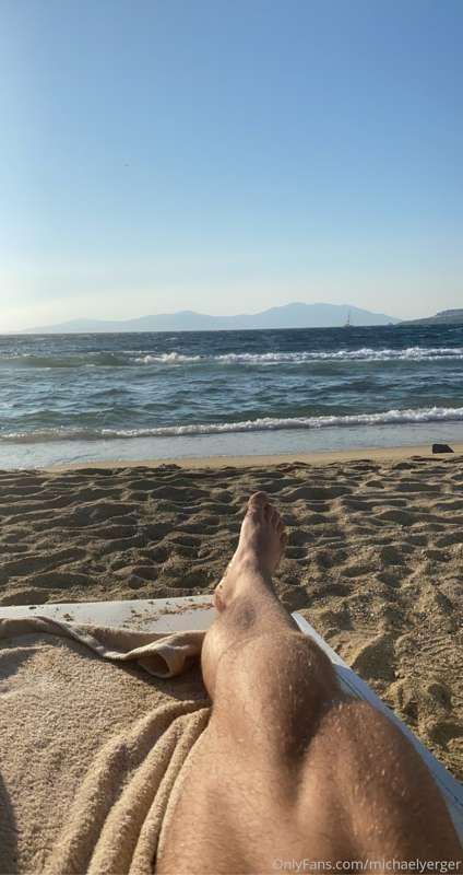 nude, or not?