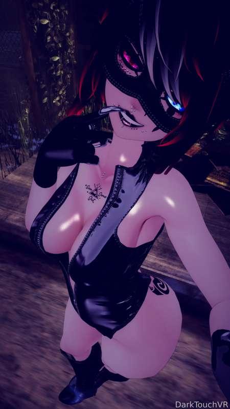 Careful! This cat has claws~