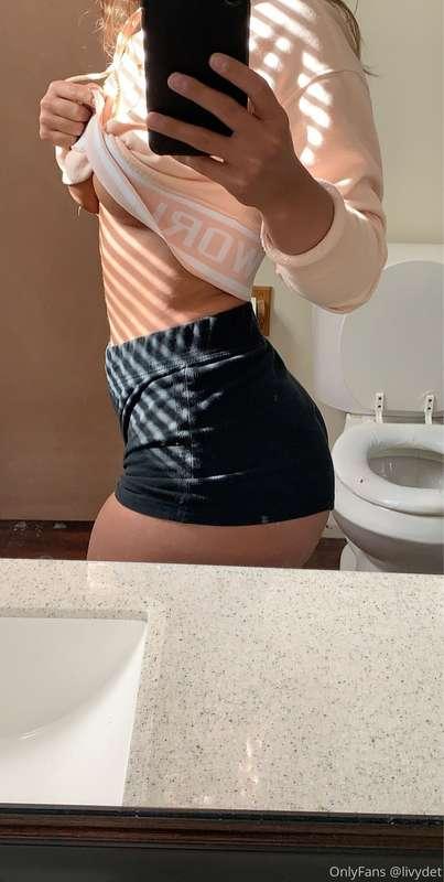 Had to crop face out cause I was looking rough 😭
