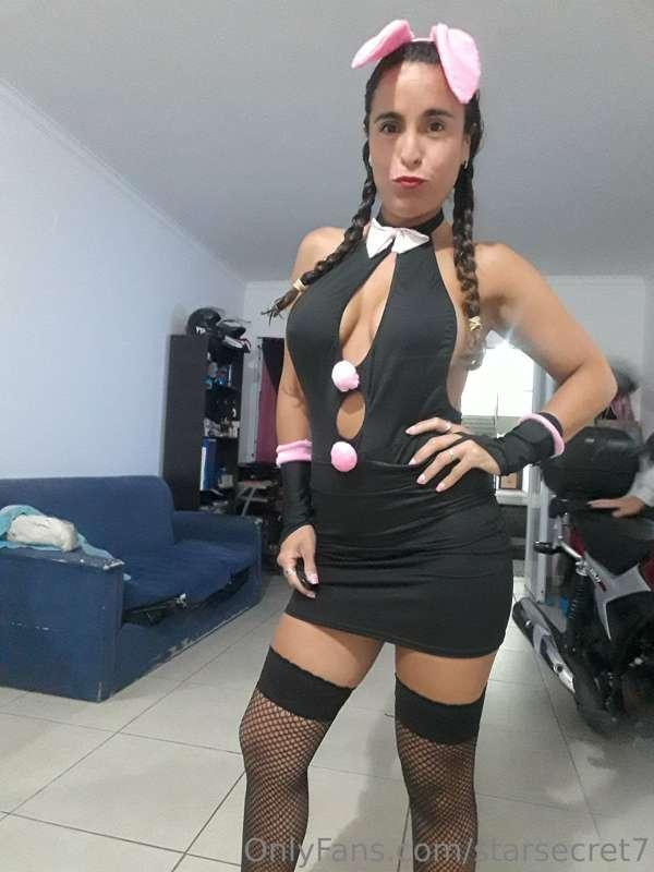 También amo disfrazarme y jugar rico 

I also love dressing ..