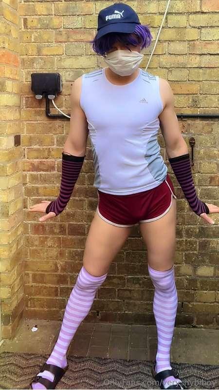 Would you be my gym buddy ? 