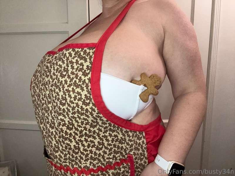 busty34n image #2
