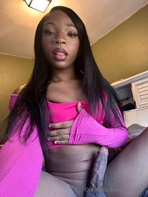 azjanae image #4