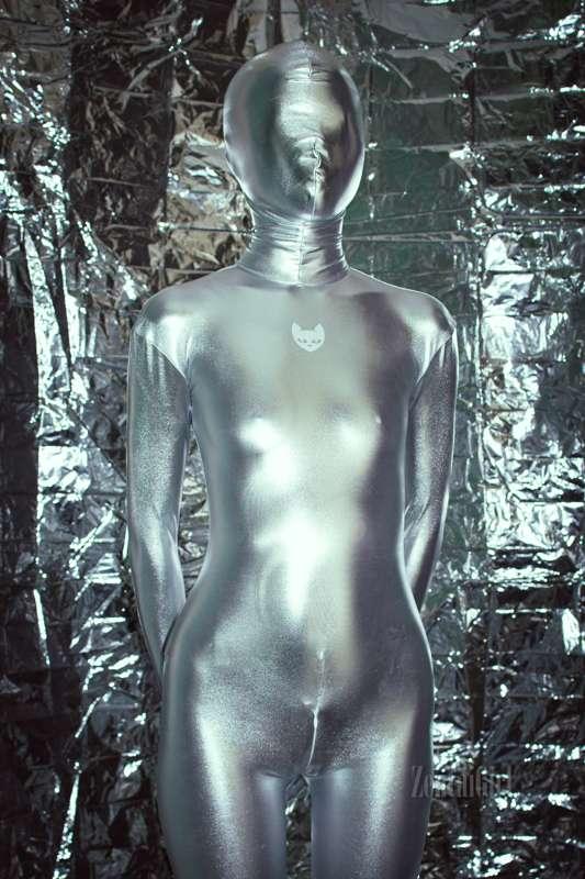 Morph~

The drone programme took her mind away and her ident..