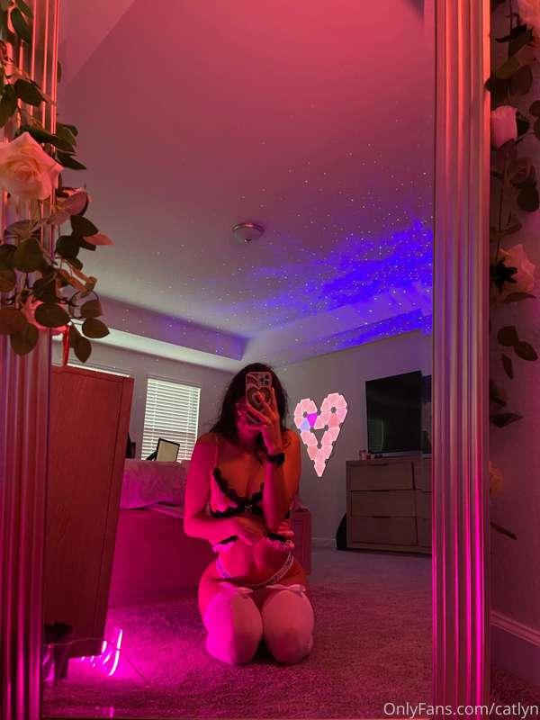 do you like me in thigh highs 🤩