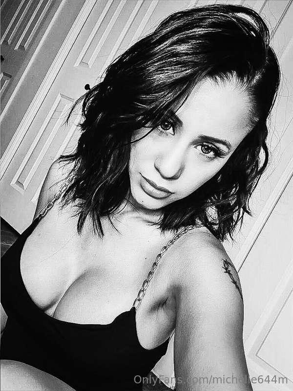 Artsy! Show me you support me with a tip and I will send you..