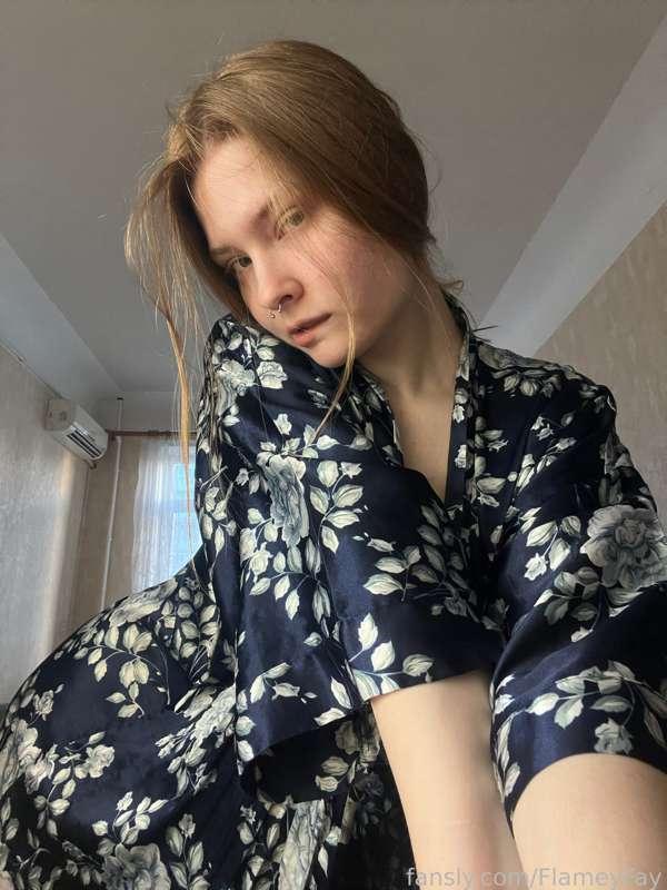 Do you like being teased?

✦ #waifu #cutie #young #student #redhead #redhair #anime #hentai #girlnextdoor #fyp ✦