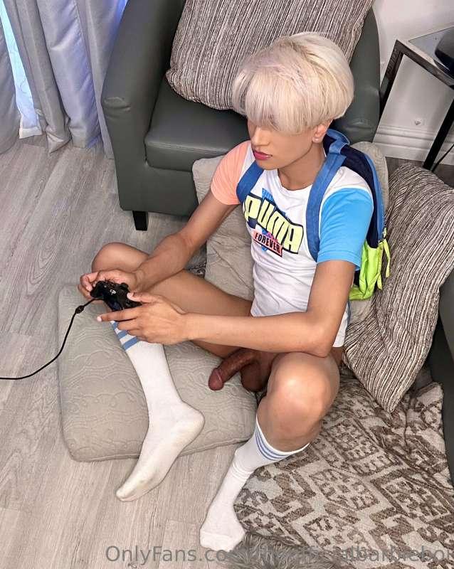 Just playing games on this beautiful Sunday morning.