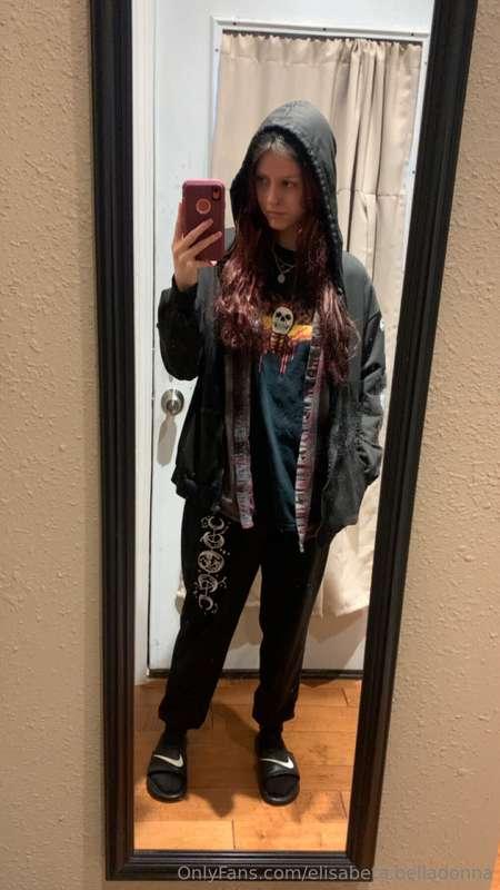 happy friday everyone! 😊