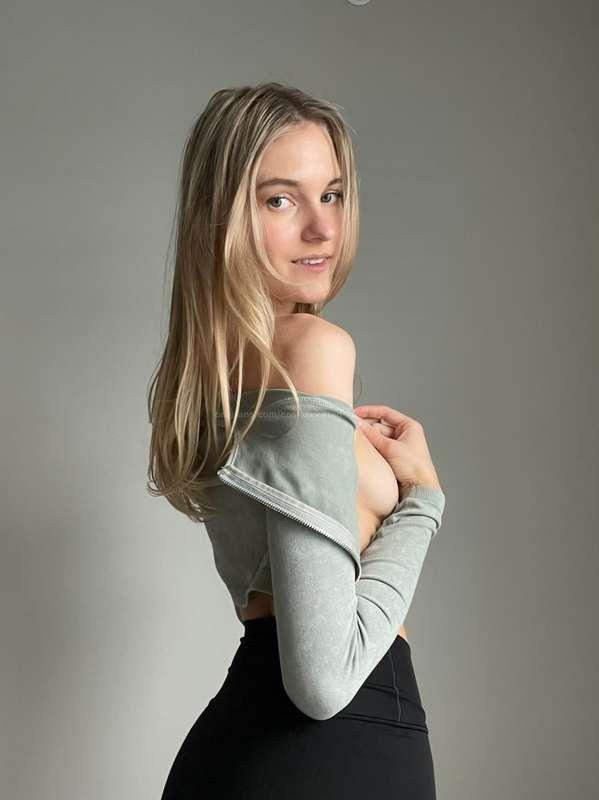 cosmiickitten image #0