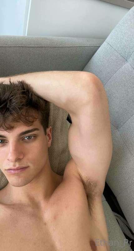 Do I have some armpit fans??