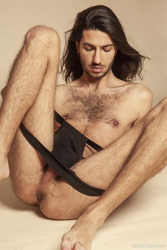 Twink Frances slips of his pants