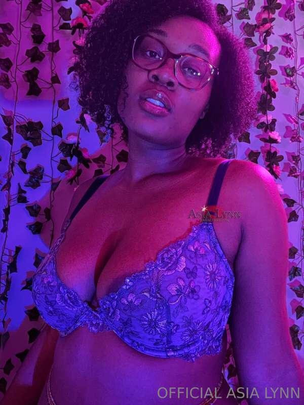 # are you horny? 💦 me too, tip $5 for a pic of my wet pussy ..