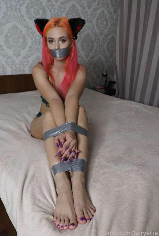 Don't forget to put likes and subscribe 👉👈
I have a lot of spicy content for every fetish and taste 😏


#fyp #bondage #bondagefetish #fetish #tape #silvertape #silvertapefetish #gagged #fetishmodel #egirl