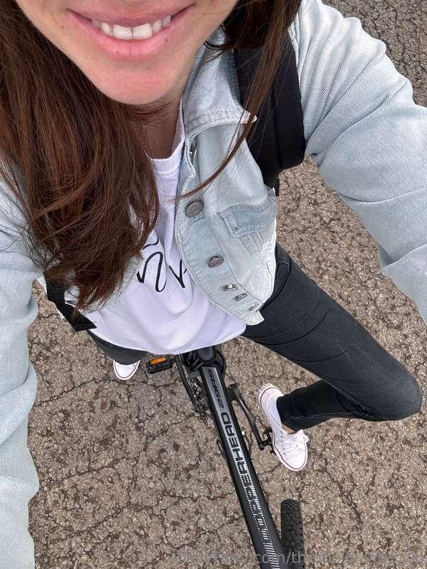 Sock removal video+pics!  I made a really long bike tour. My..