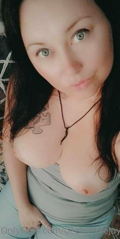 geekanniejaye image #2