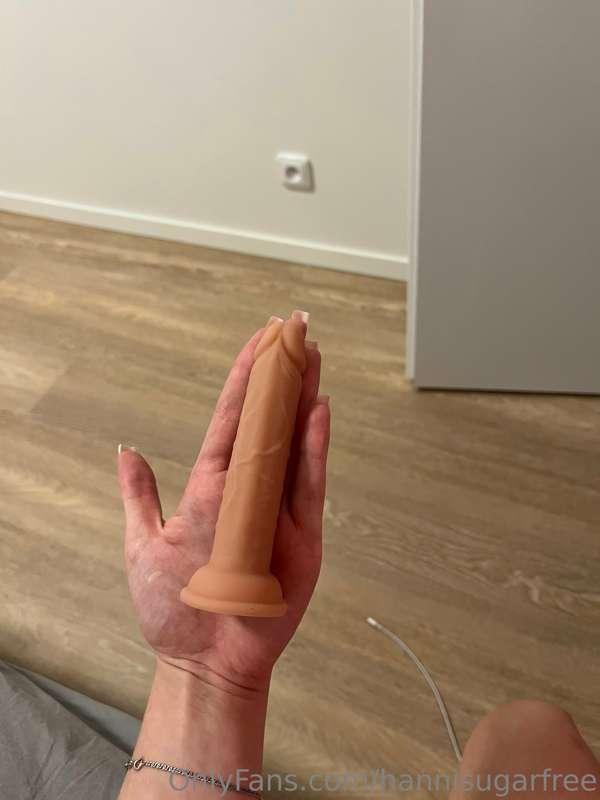 Bro… I get my present from Amazon, but tf is this size 😭
Its..