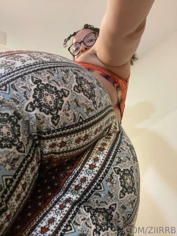 Can I sit on your face? 🍑🥵