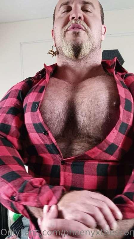 Roleplay: Beefy hairy lumberjack has gotten so strong swingi..