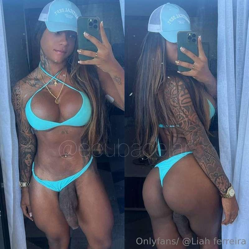 Hello daddy👋 my new friend is super sexy🤤🔥she's a sex bomb💣
..