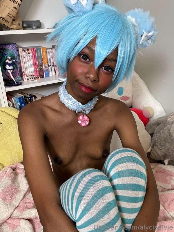 Puppy with a fat pussy deserves all the treats 🐶🩵