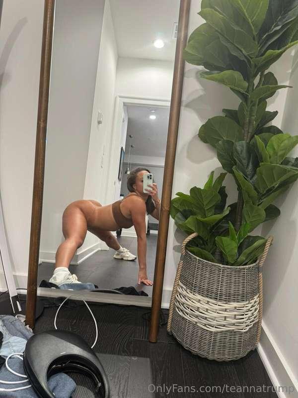 Wanna try this position? 😈