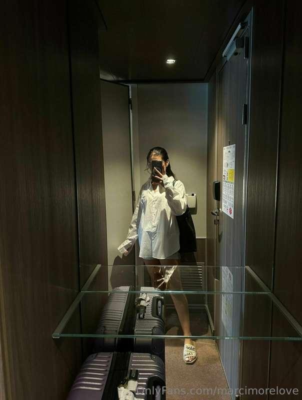 are you the type who likes to get kinky on elevators? 😈