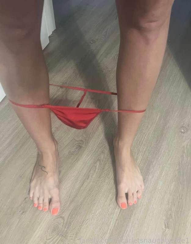 scarletsnaughtyside1 image #4