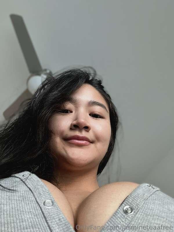 POV - you're on your knees 🤭