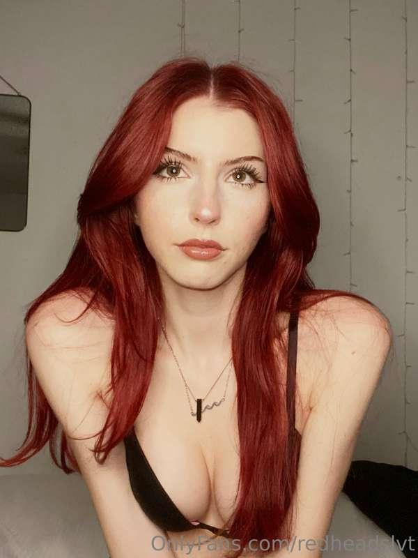 staring contest ;)