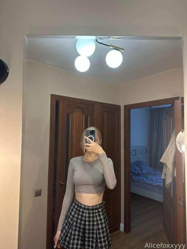 alicefoxxyy image #0