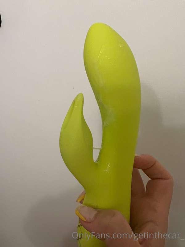 Who wants to watch me lick it clean? 👅