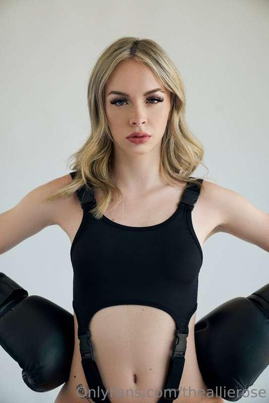 **Who's ready for a challenge?** Try not to cum 🥵