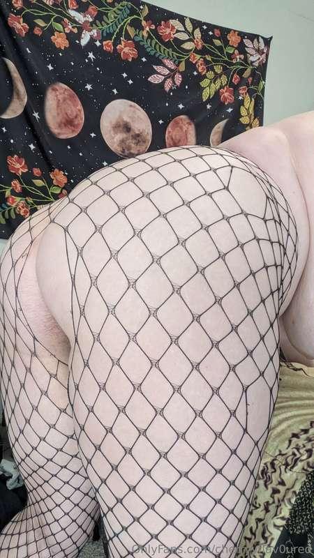 Spank the booty 😈