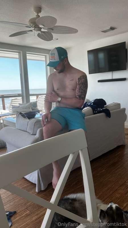 Beach stays make the best days ☀️🏝️