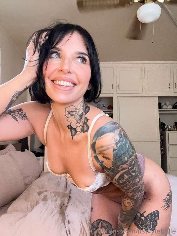 Few spots left for custom videos.... dont miss out 😏