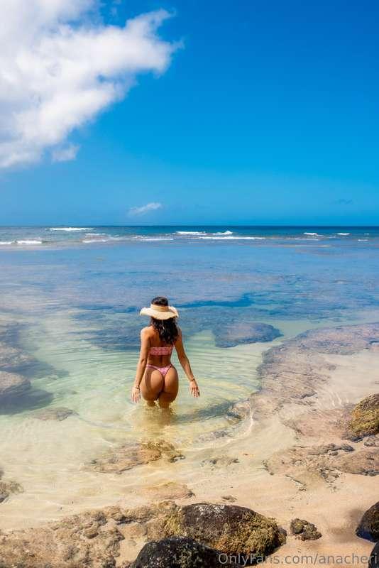 Soaking it all in 🌊