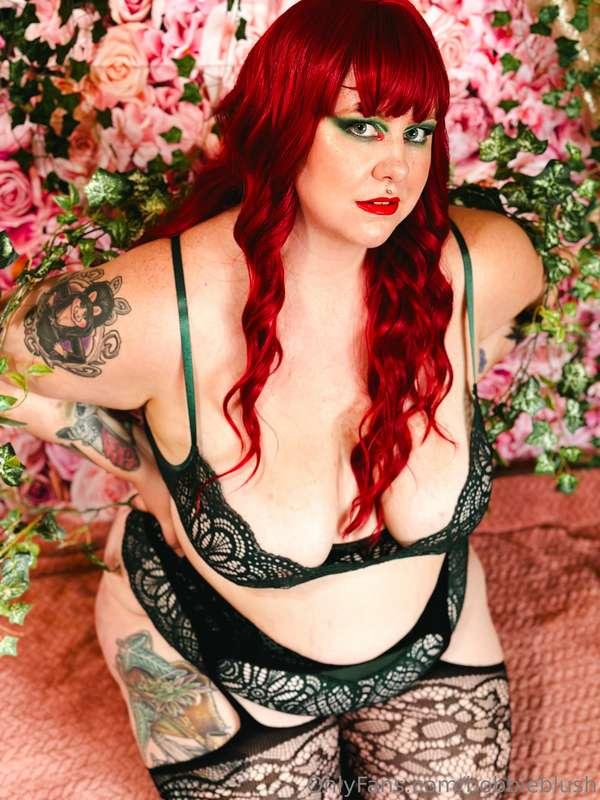 Tits out! For only $5 you can unlock 3 of my favorite toples..