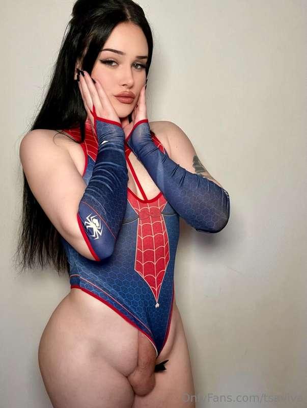 When you wanna cosplay in skimpy outfits but the 🍆 doesn’t w..