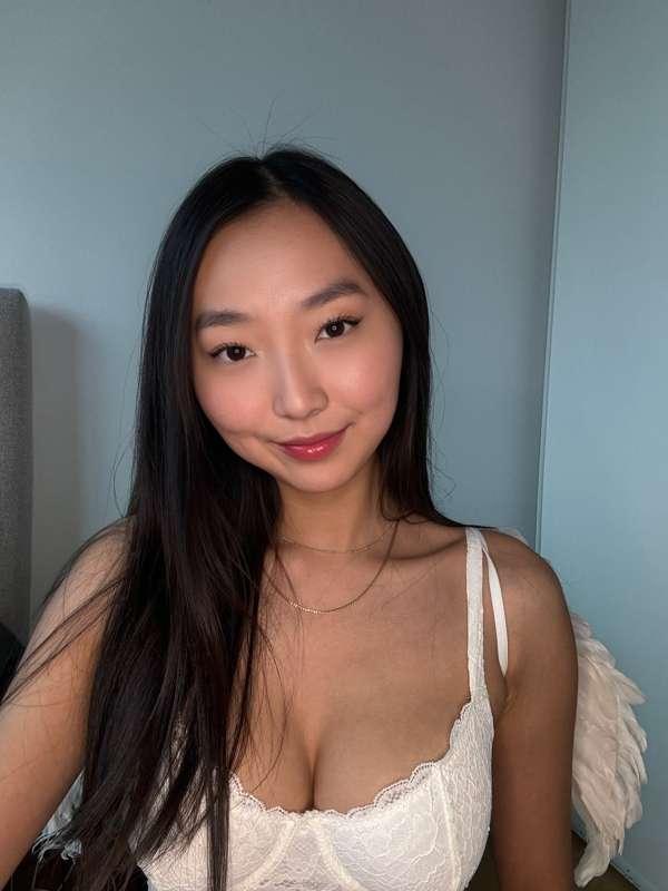 do I look innocent in white? 😇
