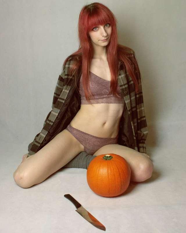 A bit of pumpkin carving~