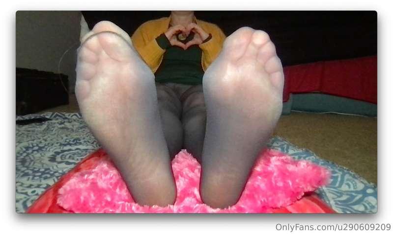 Per request, nylon soles. #feet