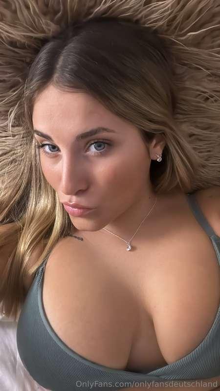 @emma.sommerHey du 😋 ich bin 19, komme aus Bayern und hab mi..