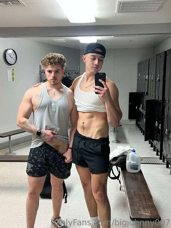 Worked out with this hot stud today🔥😜