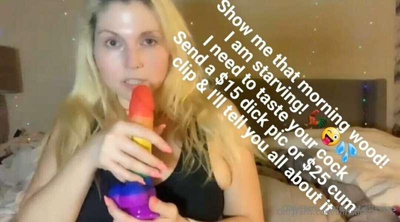 Craving that dick! Send me yours and get fucking filthy with..