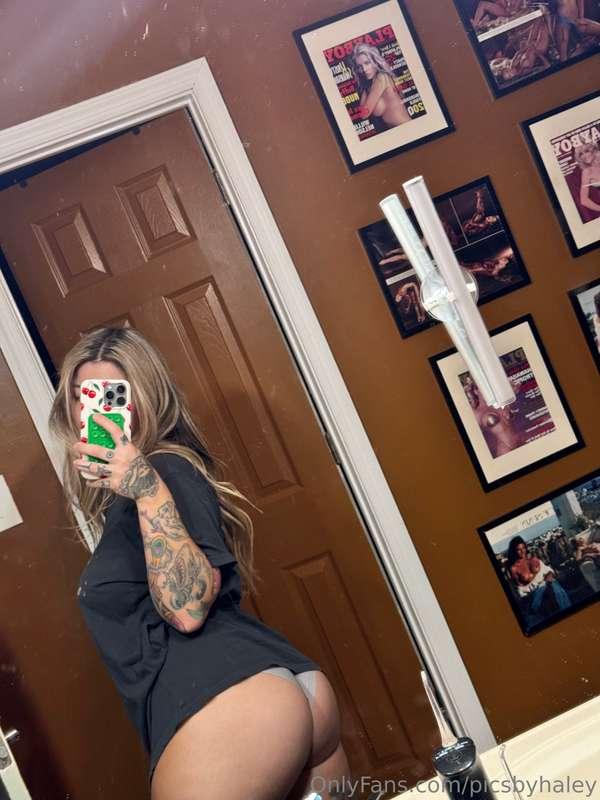 🍑 so good it deserved its own selfie 😘
